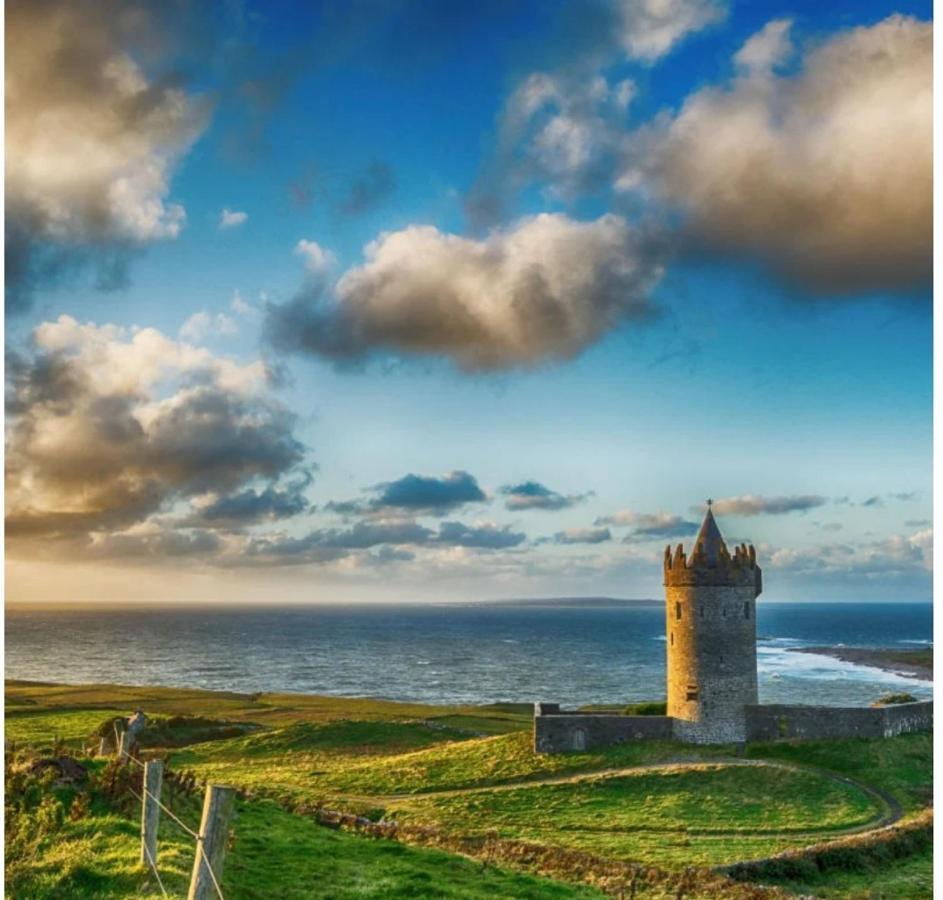 Lanelodge Doolin Village Exteriör bild