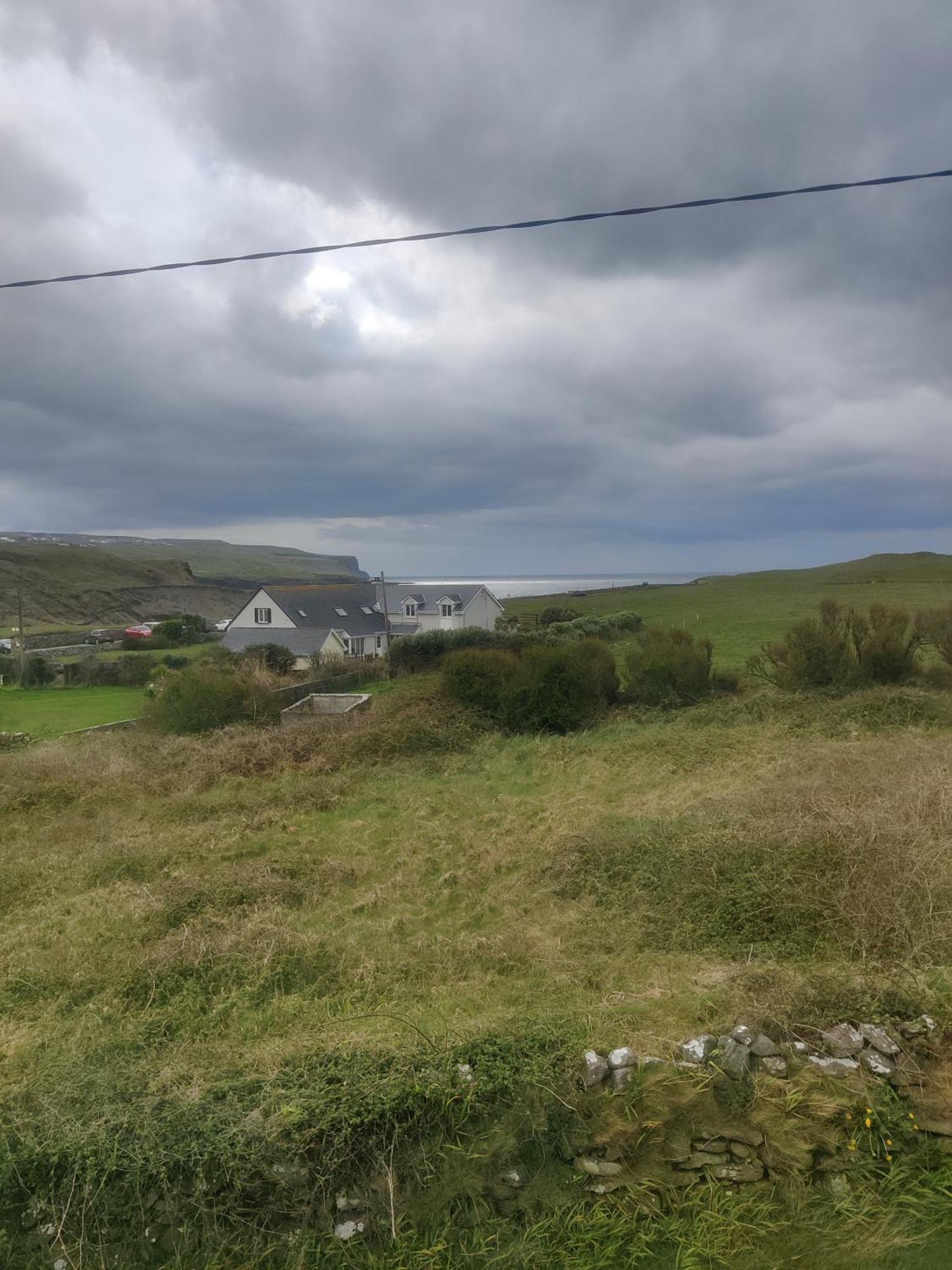 Lanelodge Doolin Village Rum bild